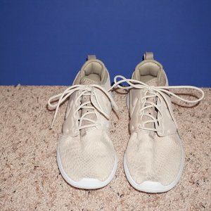 Nike Womens Roshe Two Low Top Lace Up Running Snea